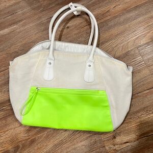 Lululemon vinyasa To Vino Bag